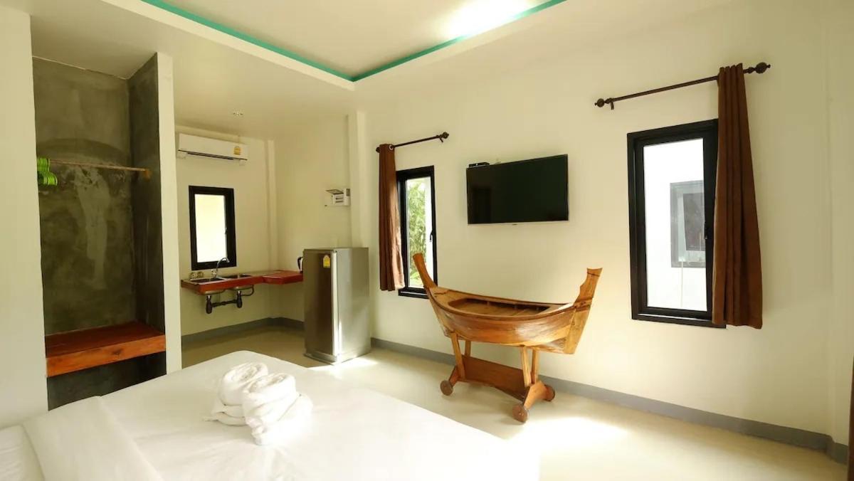 Baan Reenaa Lanta Ko Lanta Екстериор снимка