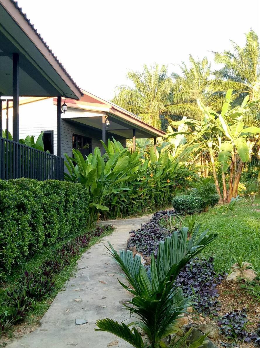 Baan Reenaa Lanta Ko Lanta Екстериор снимка