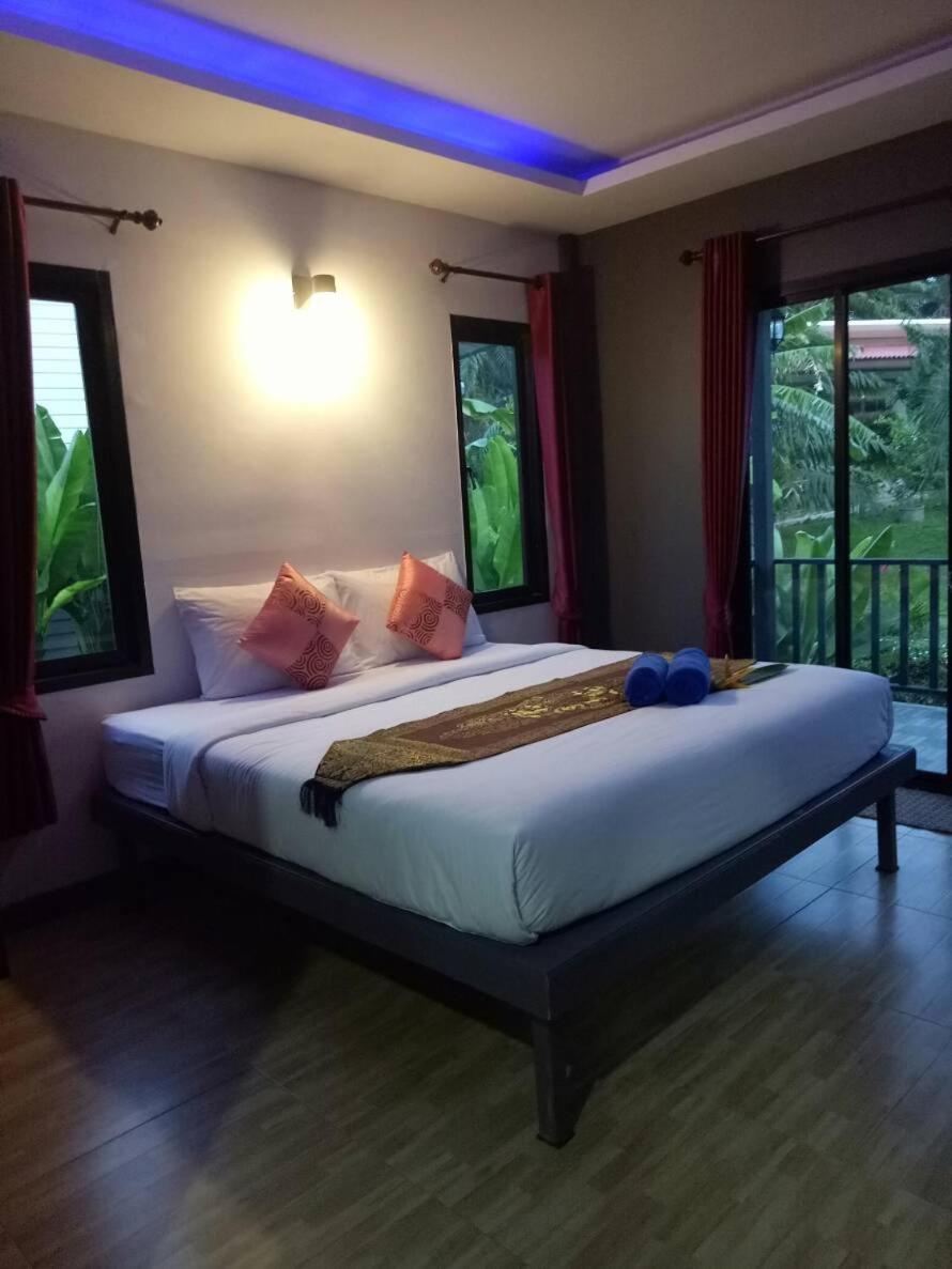 Baan Reenaa Lanta Ko Lanta Екстериор снимка