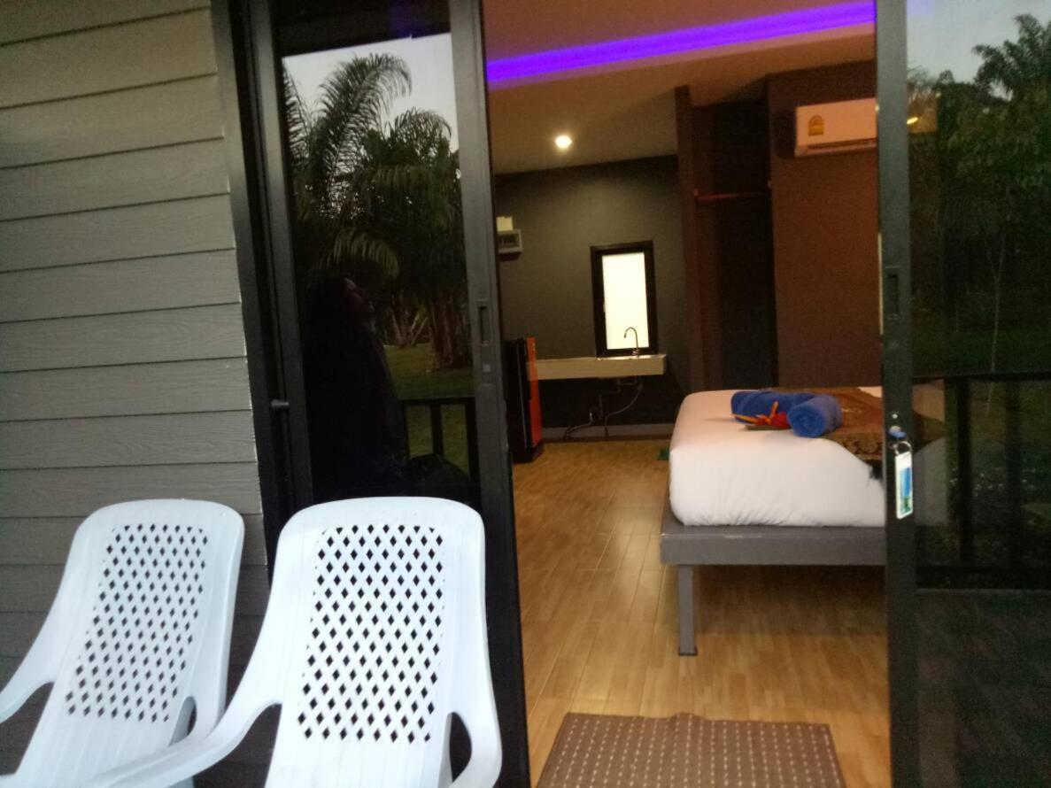 Baan Reenaa Lanta Ko Lanta Екстериор снимка